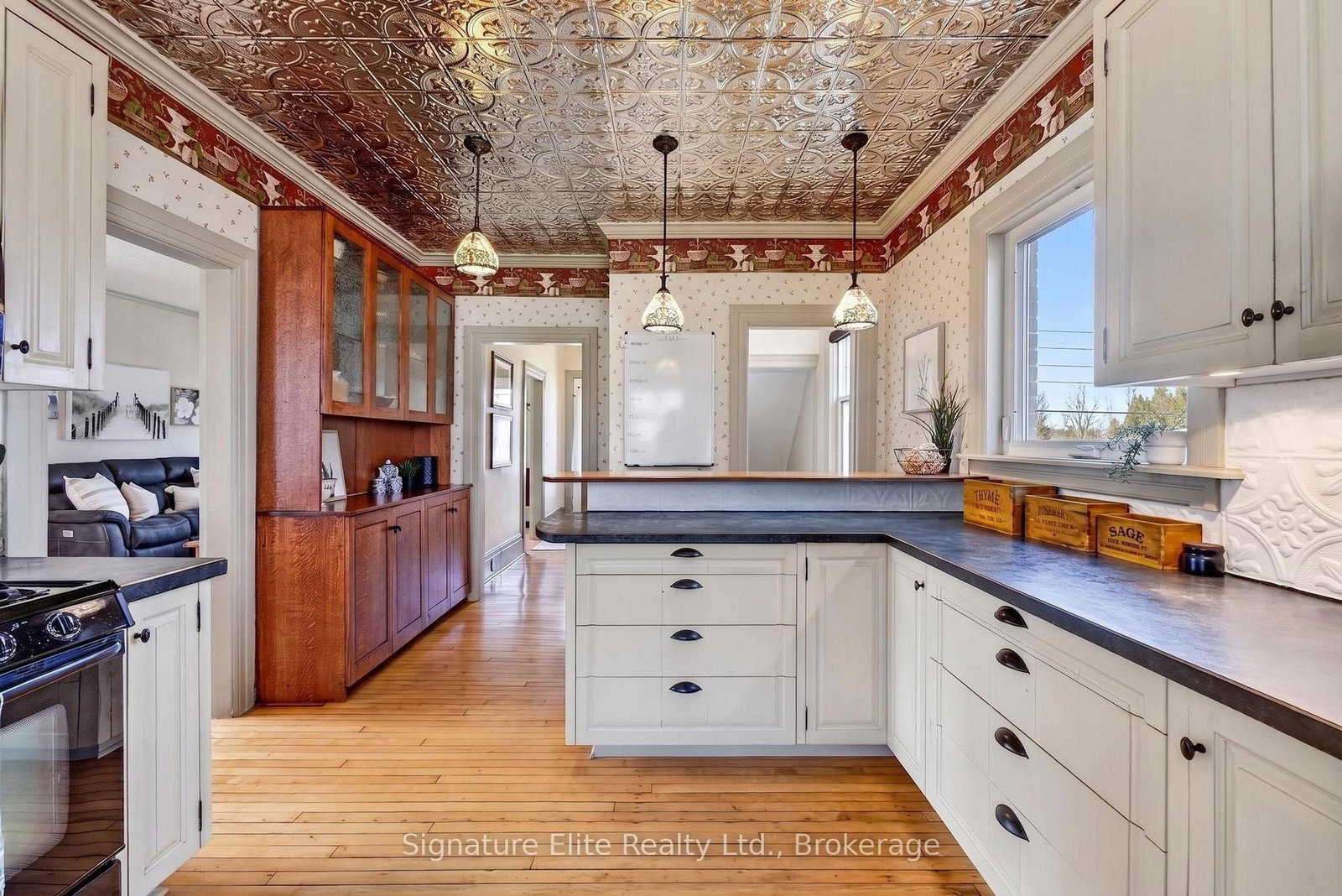 60 Winchester Road E - Photo 18