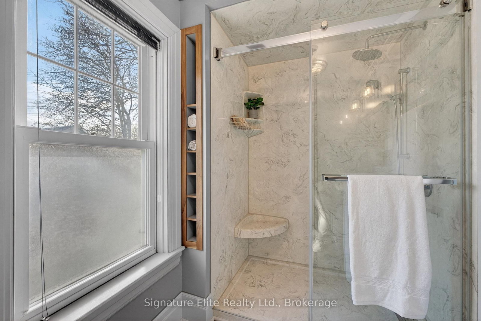 60 Winchester Road E - Photo 28