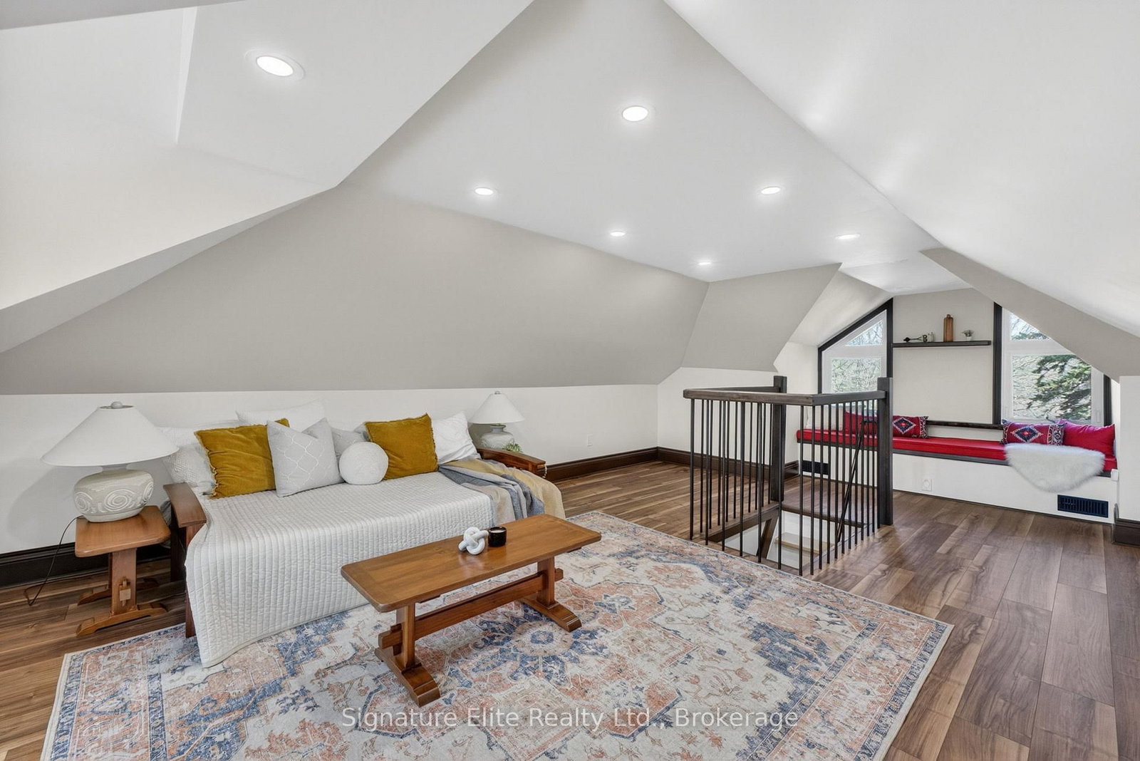 60 Winchester Road E - Photo 33