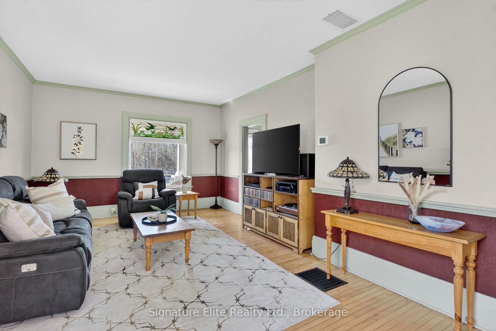 60 Winchester Road E - Photo 6