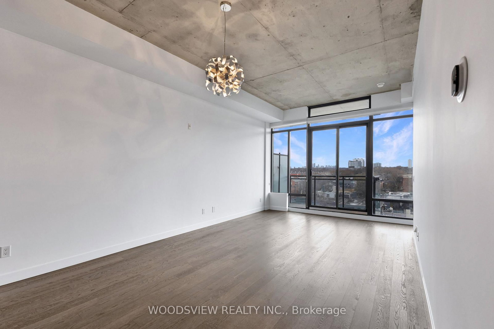 90 Broadview Avenue, Unit 633 - Photo 7