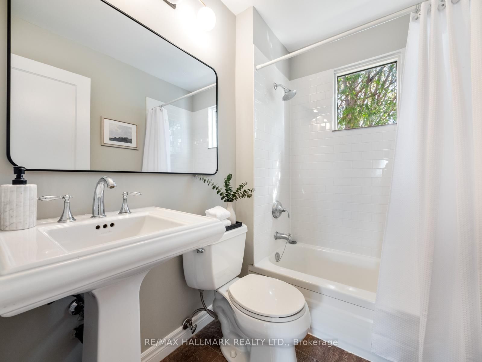 Semi-Detached House for sale at 275 Bingham Avenue, Toronto, Ontario, M4E 3R6 - East End-Danforth - MLS: E13031328