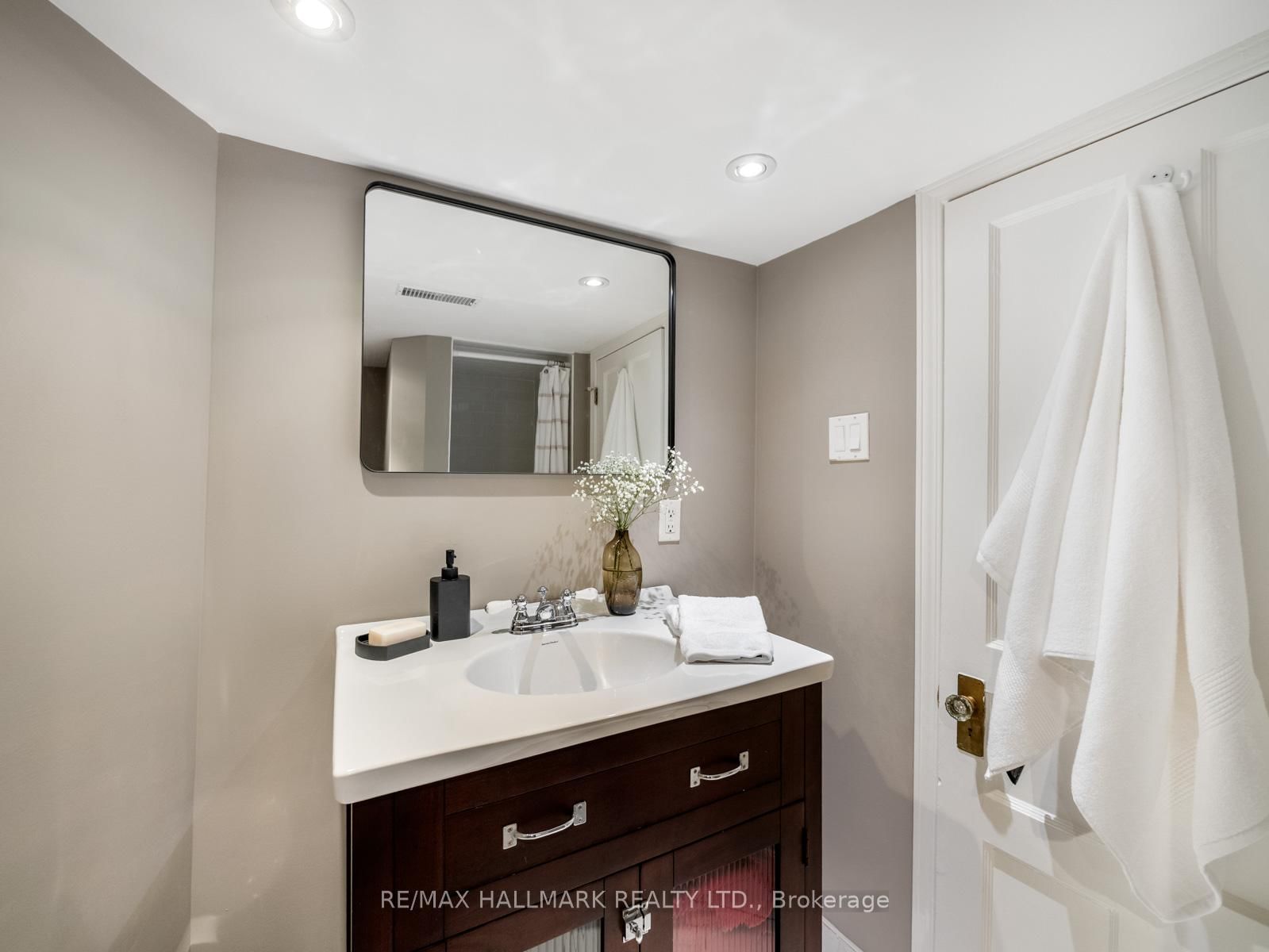 Semi-Detached House for sale at 275 Bingham Avenue, Toronto, Ontario, M4E 3R6 - East End-Danforth - MLS: E13031328