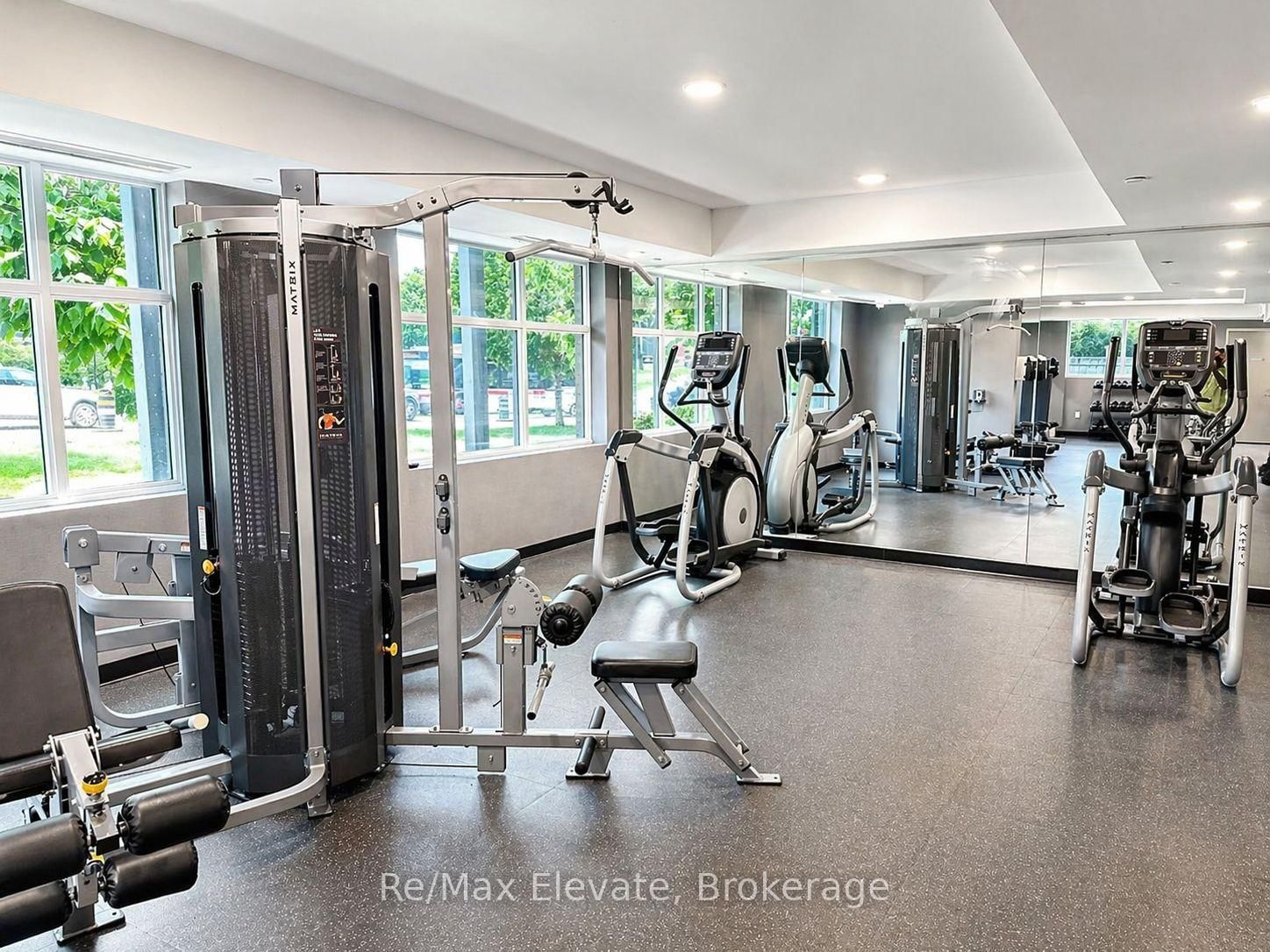 20 Orchid Place, Unit 105 - Photo 11