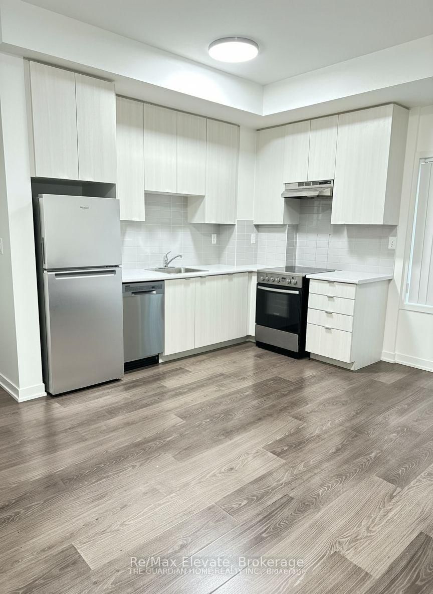 20 Orchid Place, Unit 105 - Photo 4