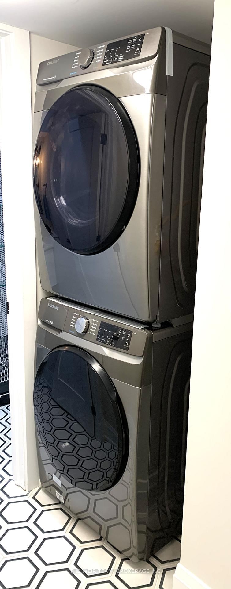 31 Heyworth Crescent, Unit Lower - Photo 12