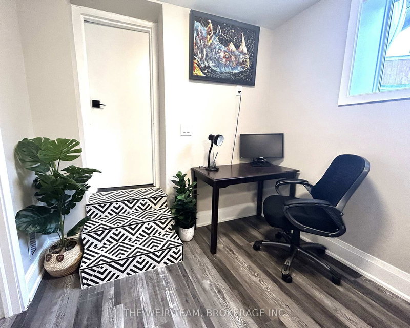 Lower - 31 Heyworth Cres, Toronto, M4E 1T6 | Image 3