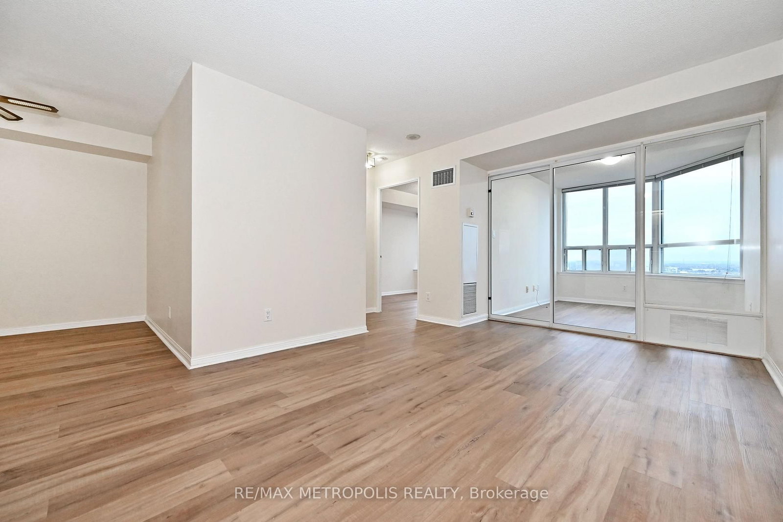 88 Corporate Drive, Unit 2615 - Photo 13