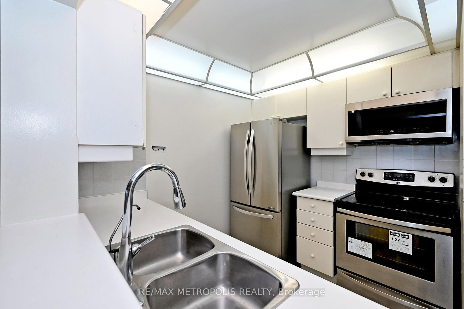 88 Corporate Drive, Unit 2615 - Photo 18