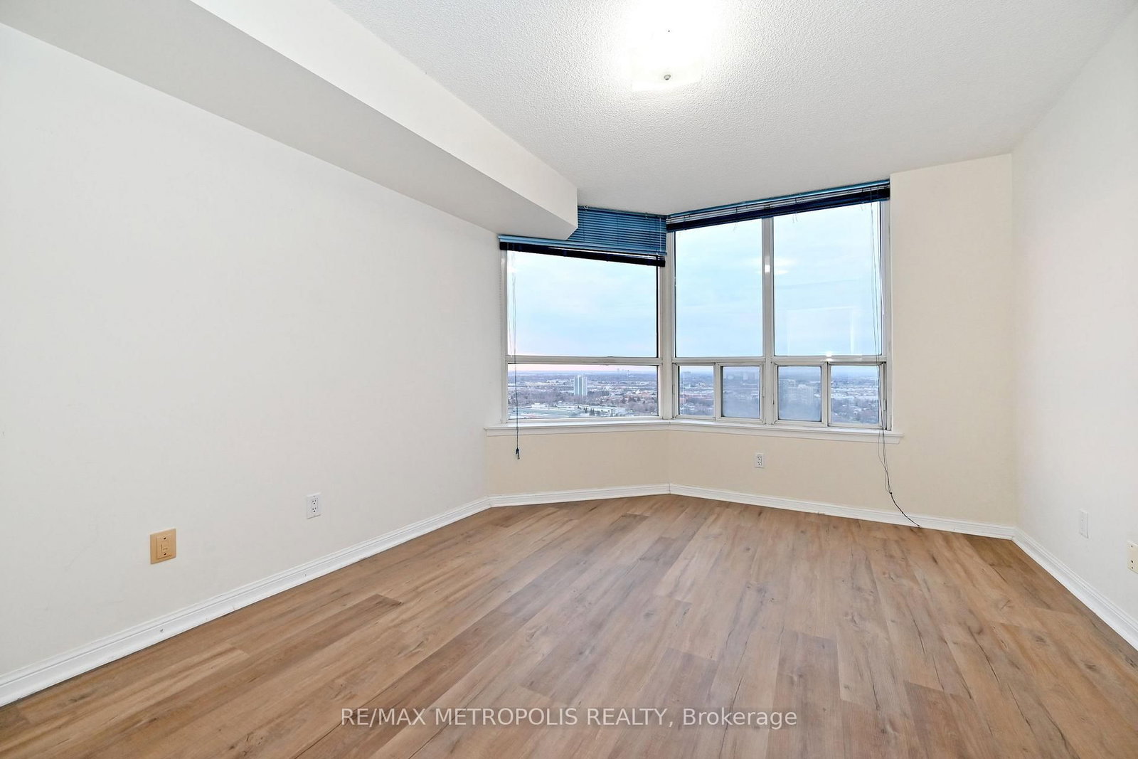 88 Corporate Drive, Unit 2615 - Photo 27