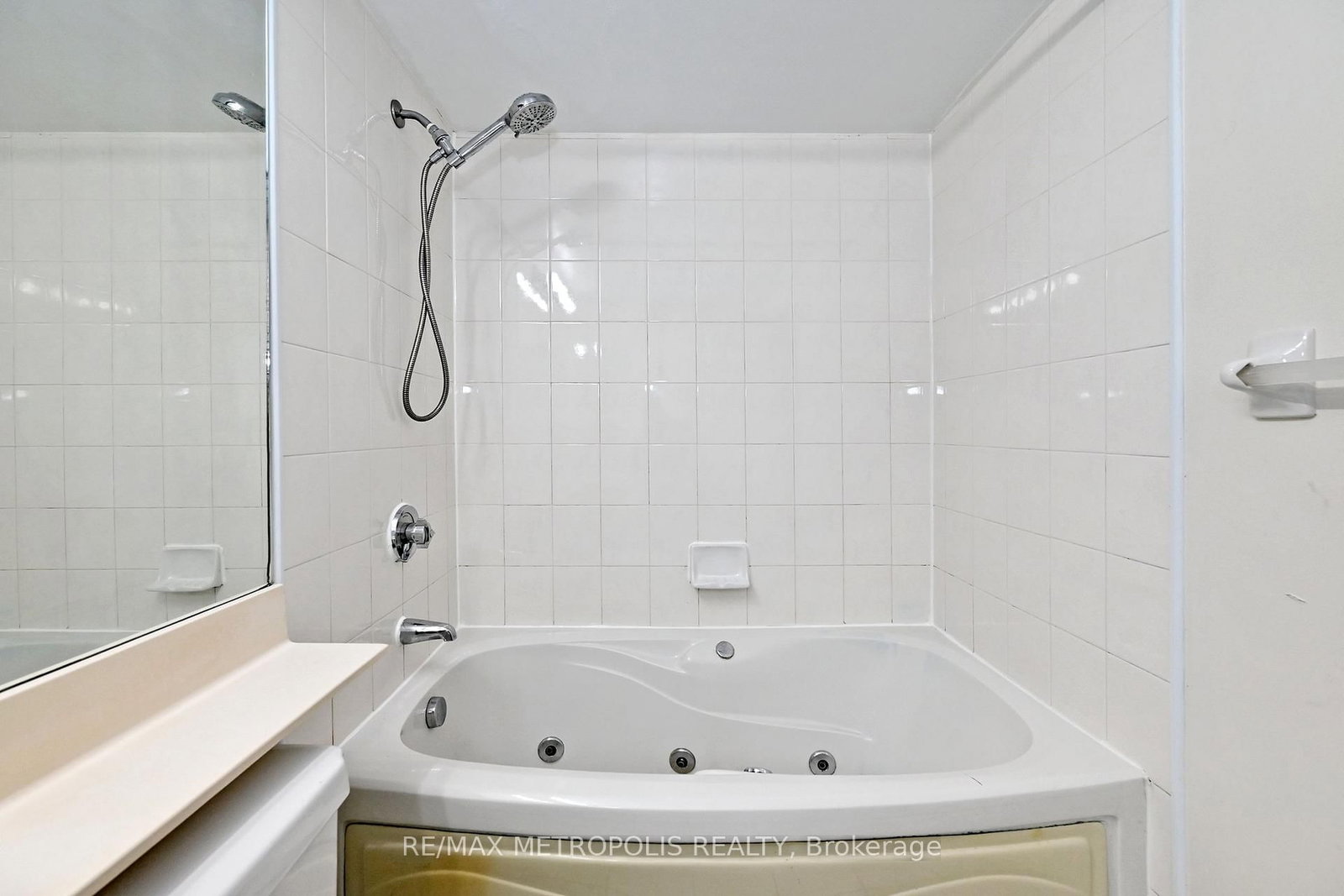 88 Corporate Drive, Unit 2615 - Photo 35