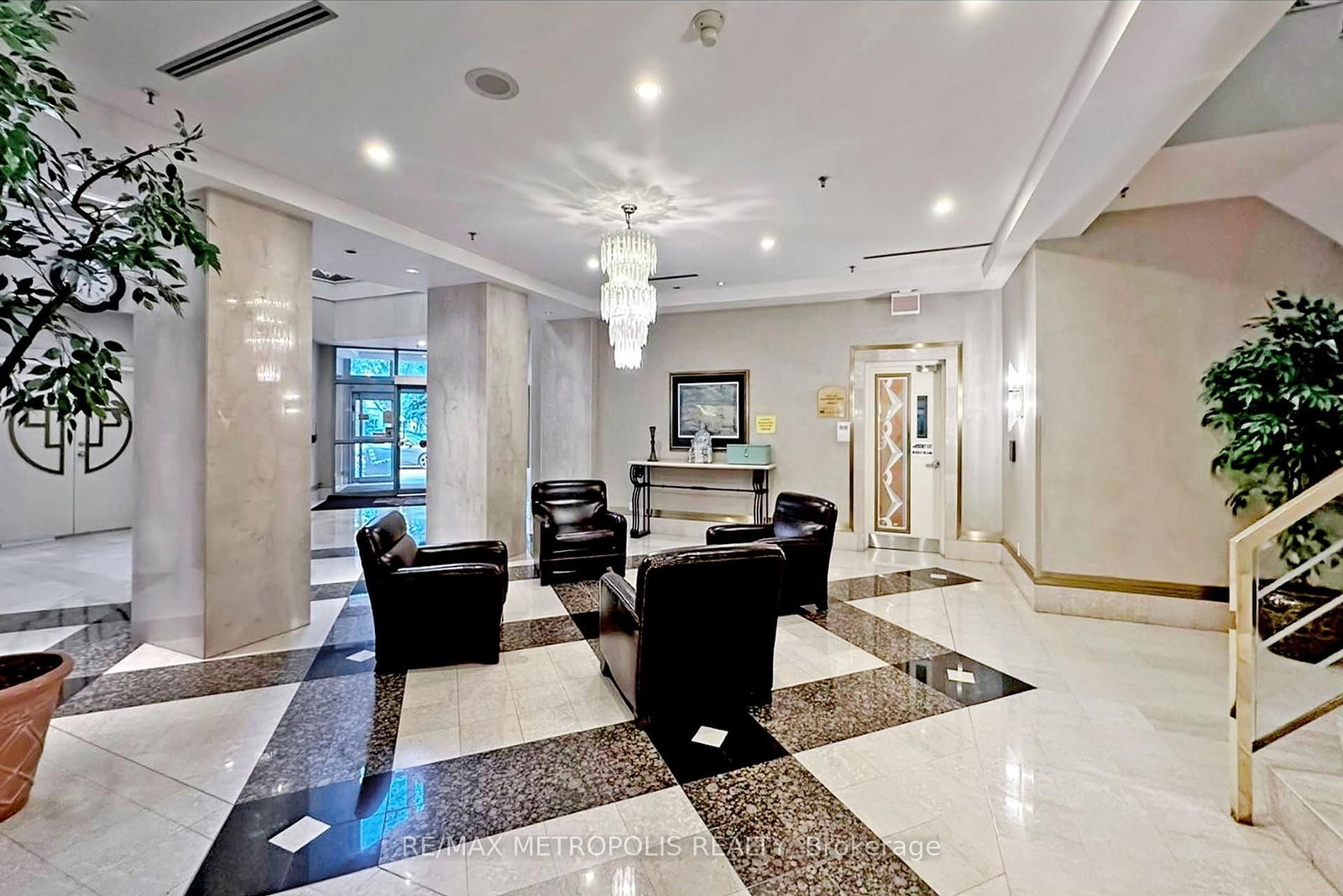 88 Corporate Drive, Unit 2615 - Photo 4