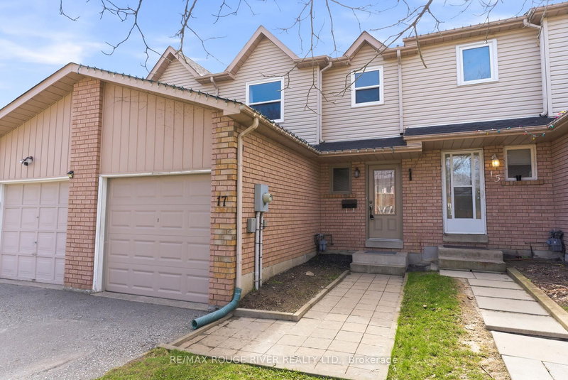 17 Elford Dr, Clarington, L1C 4R3 | Image 2