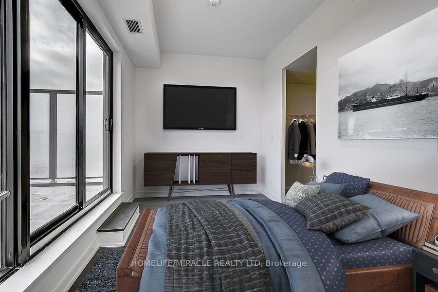 2799 Kingston Road, Unit 923 - Photo 6