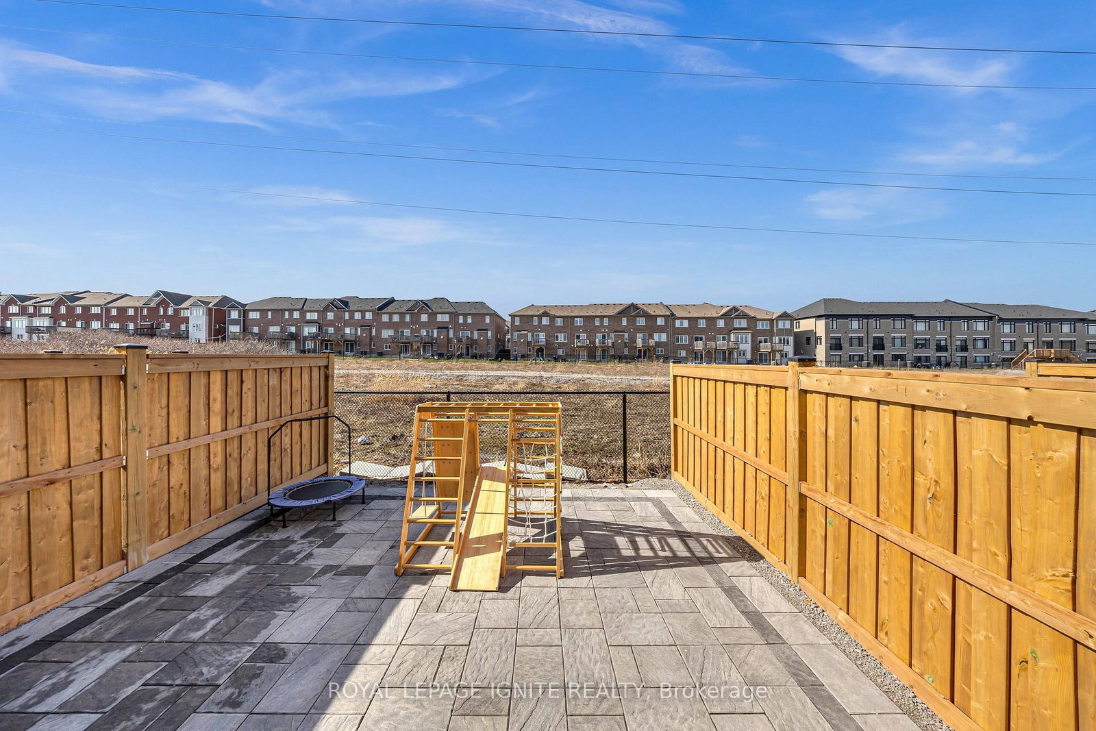 1030 Skybridge Boulevard - Photo 18