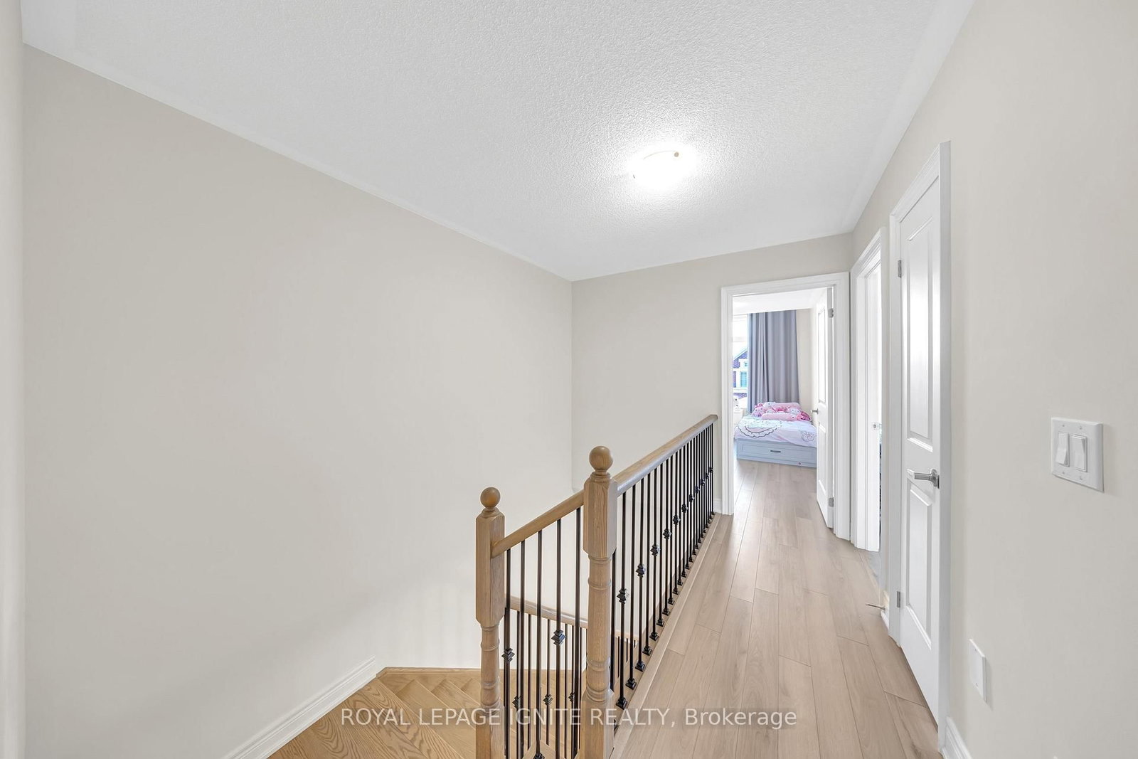 1030 Skybridge Boulevard - Photo 9