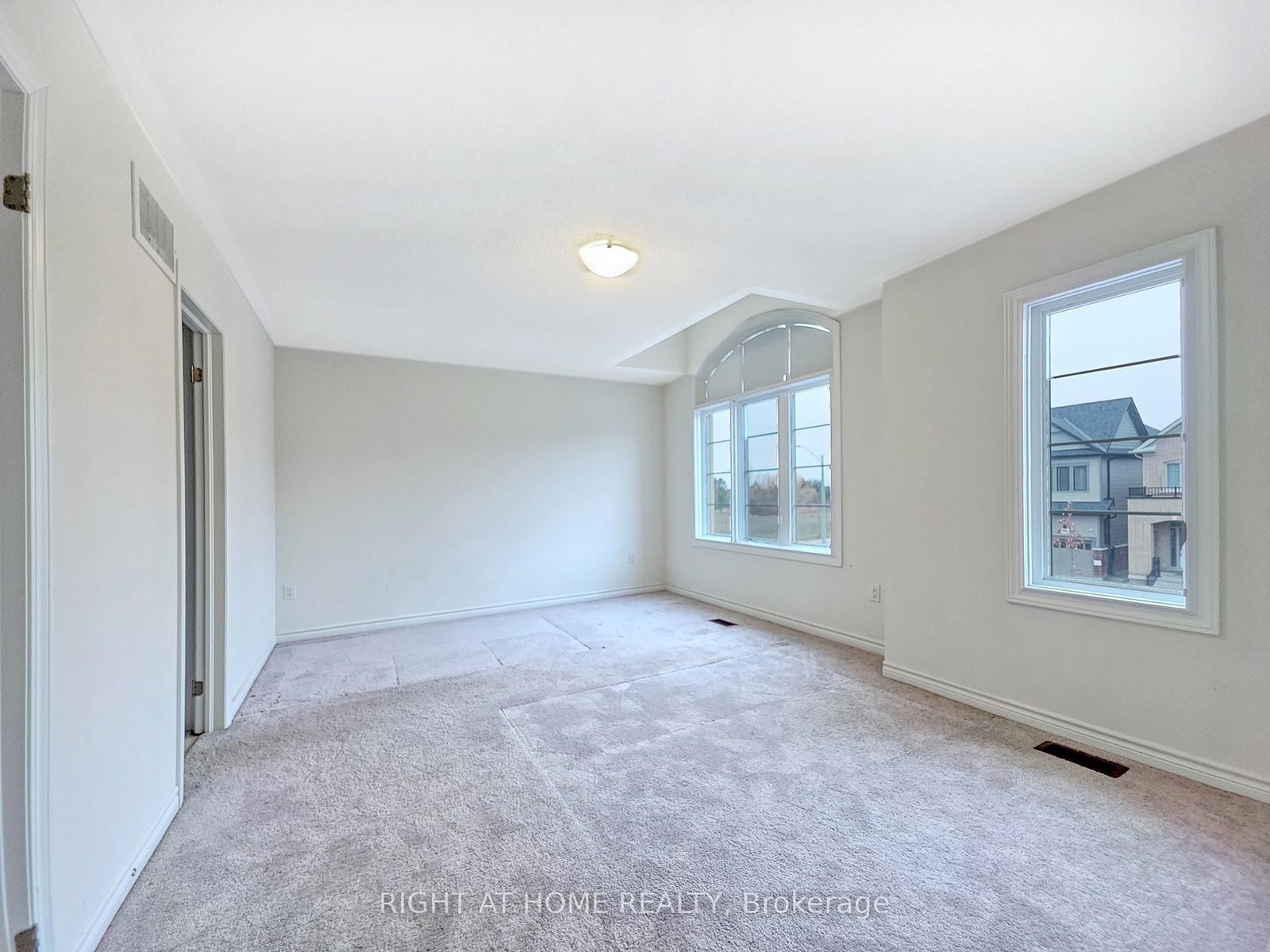 219 Fleetwood Drive - Photo 12