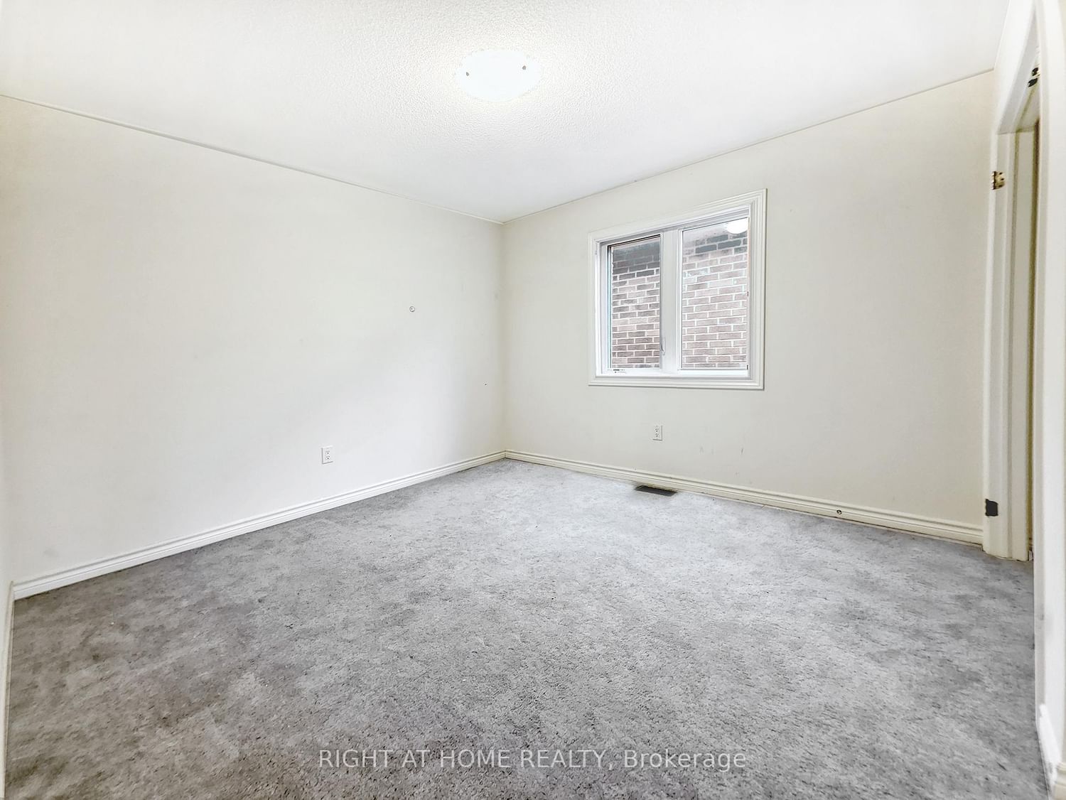 219 Fleetwood Drive - Photo 14