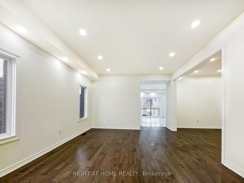 219 Fleetwood Dr, Oshawa, L1K 3E7 | Image 3