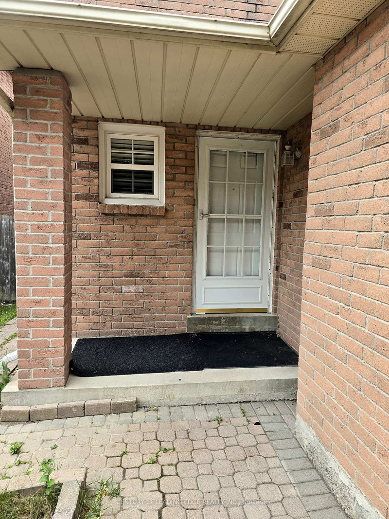 MAIN - 1592 MARSHCOURT Dr, Pickering, L1V 6G3 | Image 2