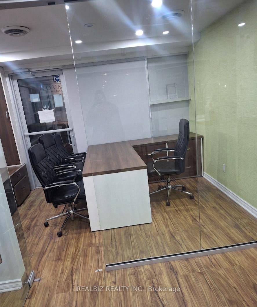 127 Lebovic Avenue - Photo 3