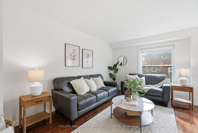 35 Gates Cres, Ajax, L1S 7E6 | Image 2