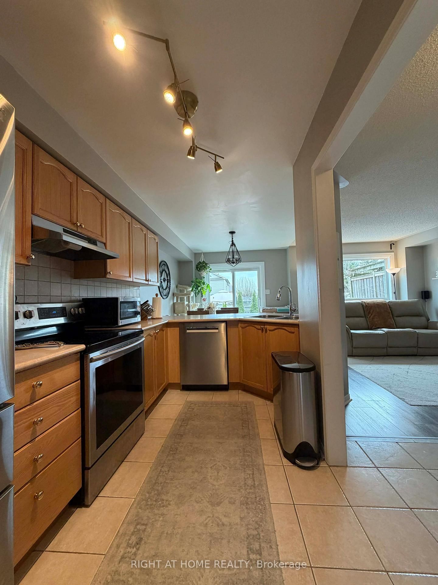 63 Candlebrook Drive S - Photo 5