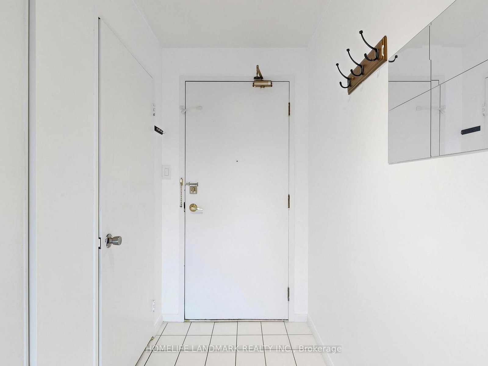 410 Mclevin Avenue, Unit 106 - Photo 24