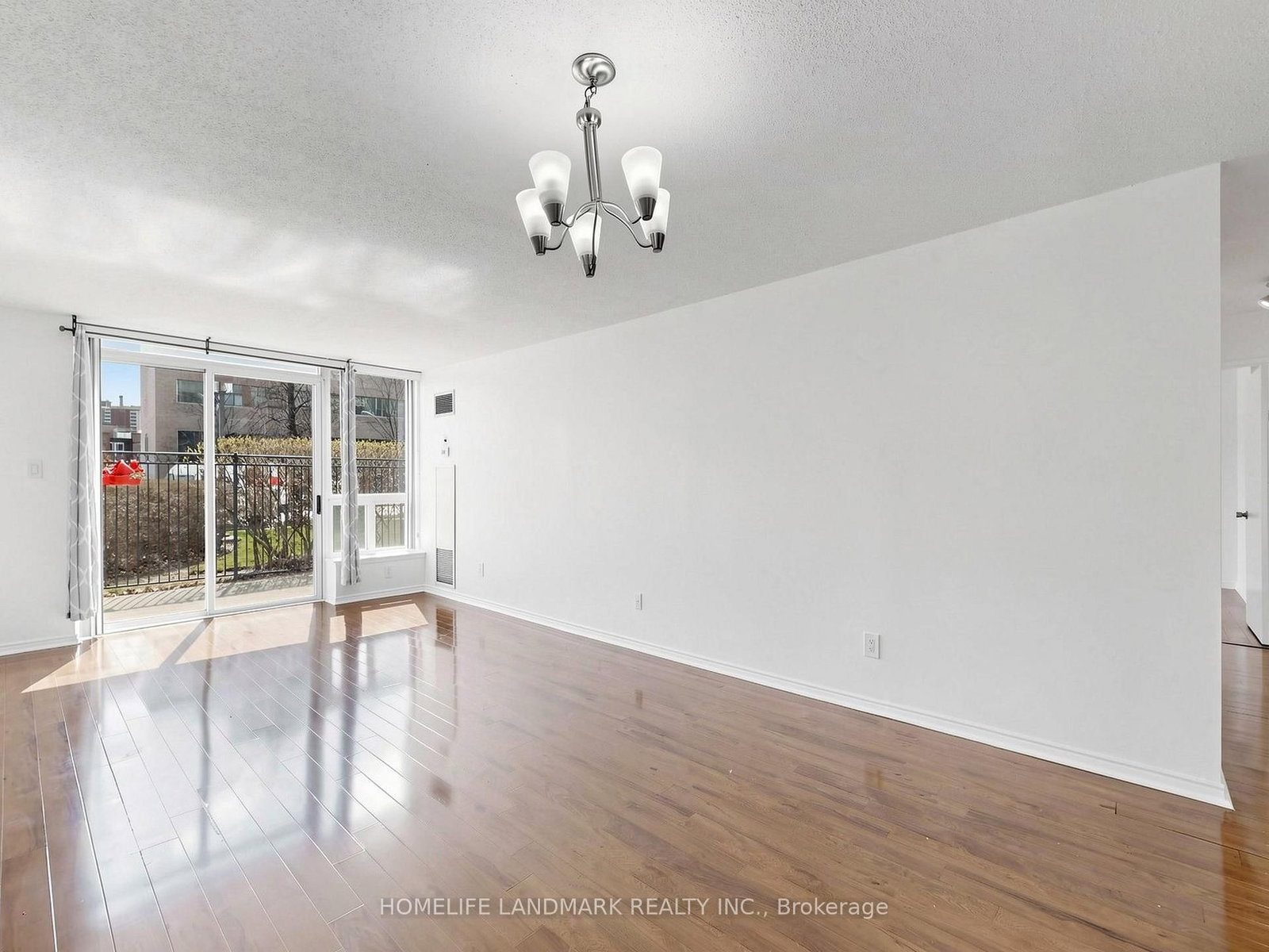 410 Mclevin Avenue, Unit 106 - Photo 5