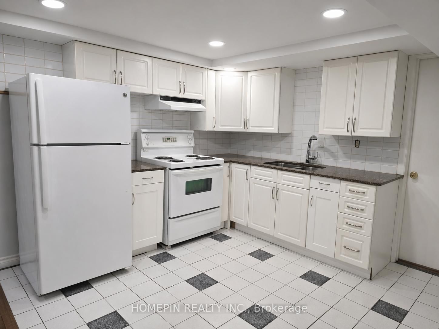 111 Sharpe Street - Photo 14