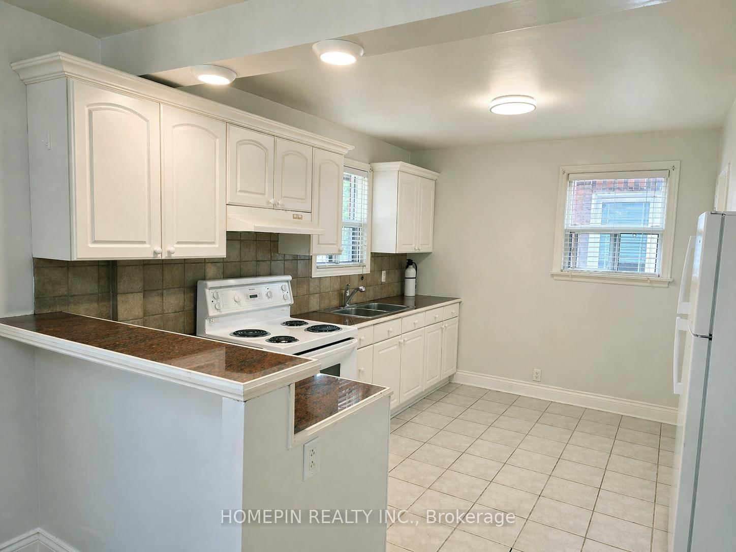 111 Sharpe Street - Photo 4