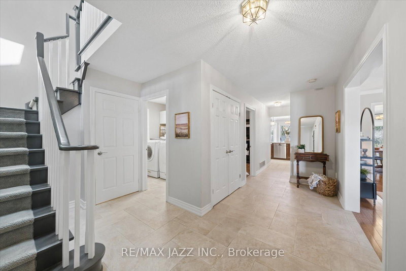 47 Waller St, Whitby, L1R 1Z8 | Image 3