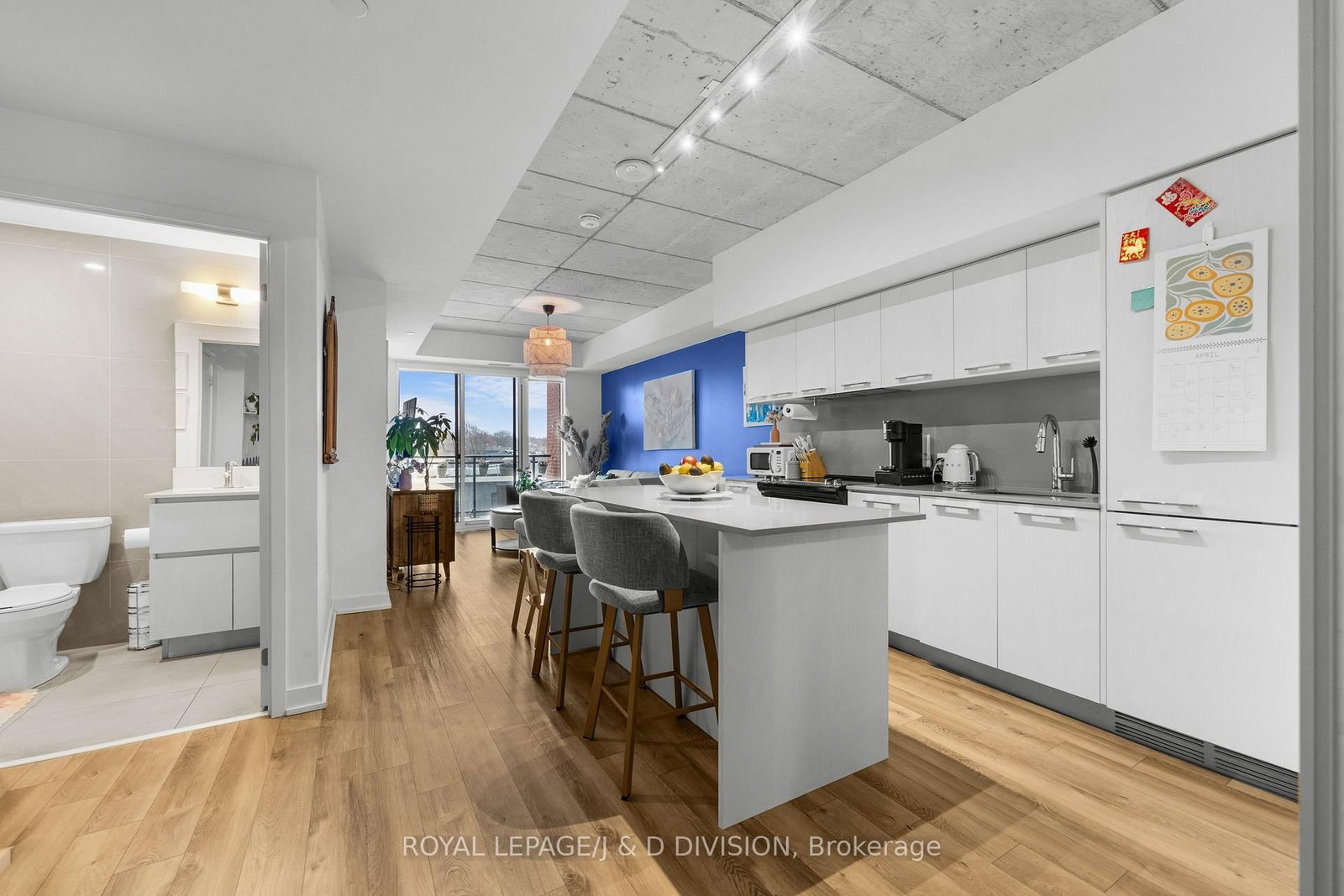 665 Queen Street E, Unit 301 - Photo 11