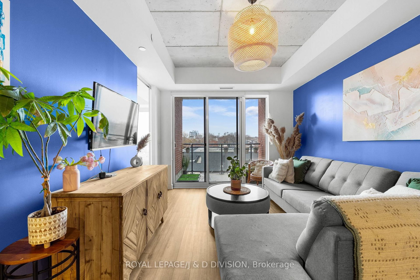 665 Queen Street E, Unit 301 - Photo 19