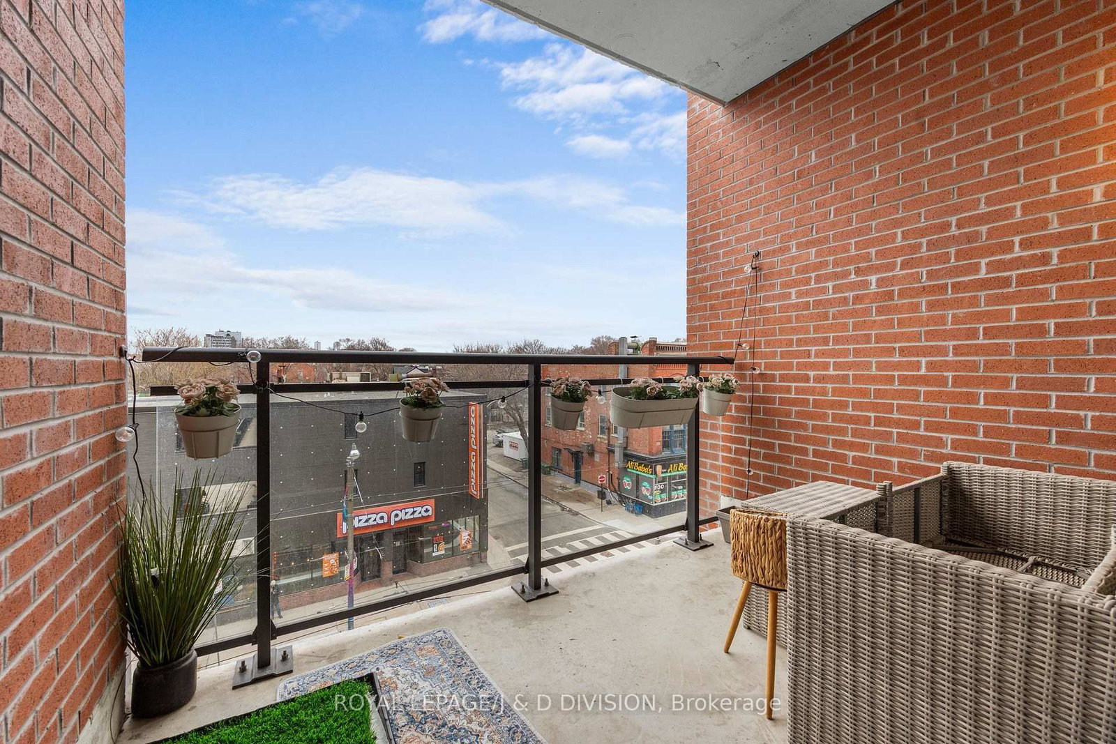 665 Queen Street E, Unit 301 - Photo 24