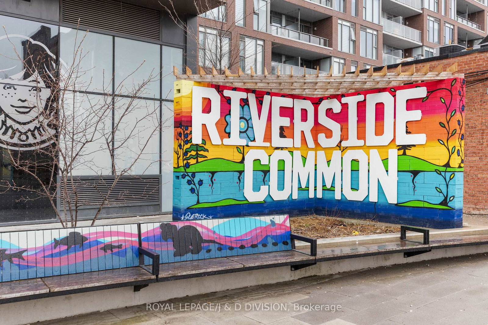 665 Queen Street E, Unit 301 - Photo 39