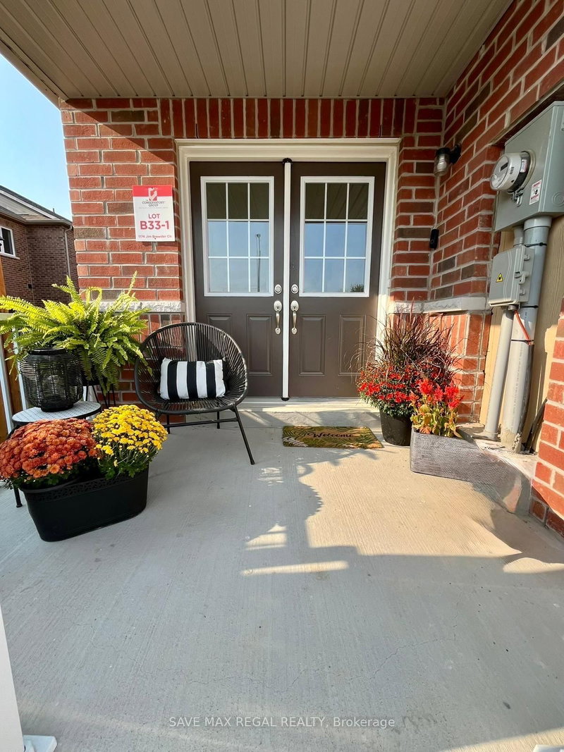 1174 Jim Brewster Circ, Oshawa, L1K 1A4 | Image 2