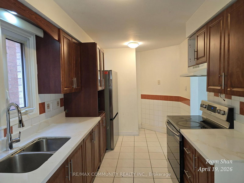 Main - 108 Pennyhill Dr, Toronto, M1B 4K7 | Image 2