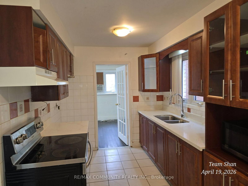 Main - 108 Pennyhill Dr, Toronto, M1B 4K7 | Image 3