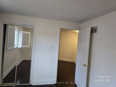 Main-108 Pennyhill Drive, Toronto, Ontario image-0-4