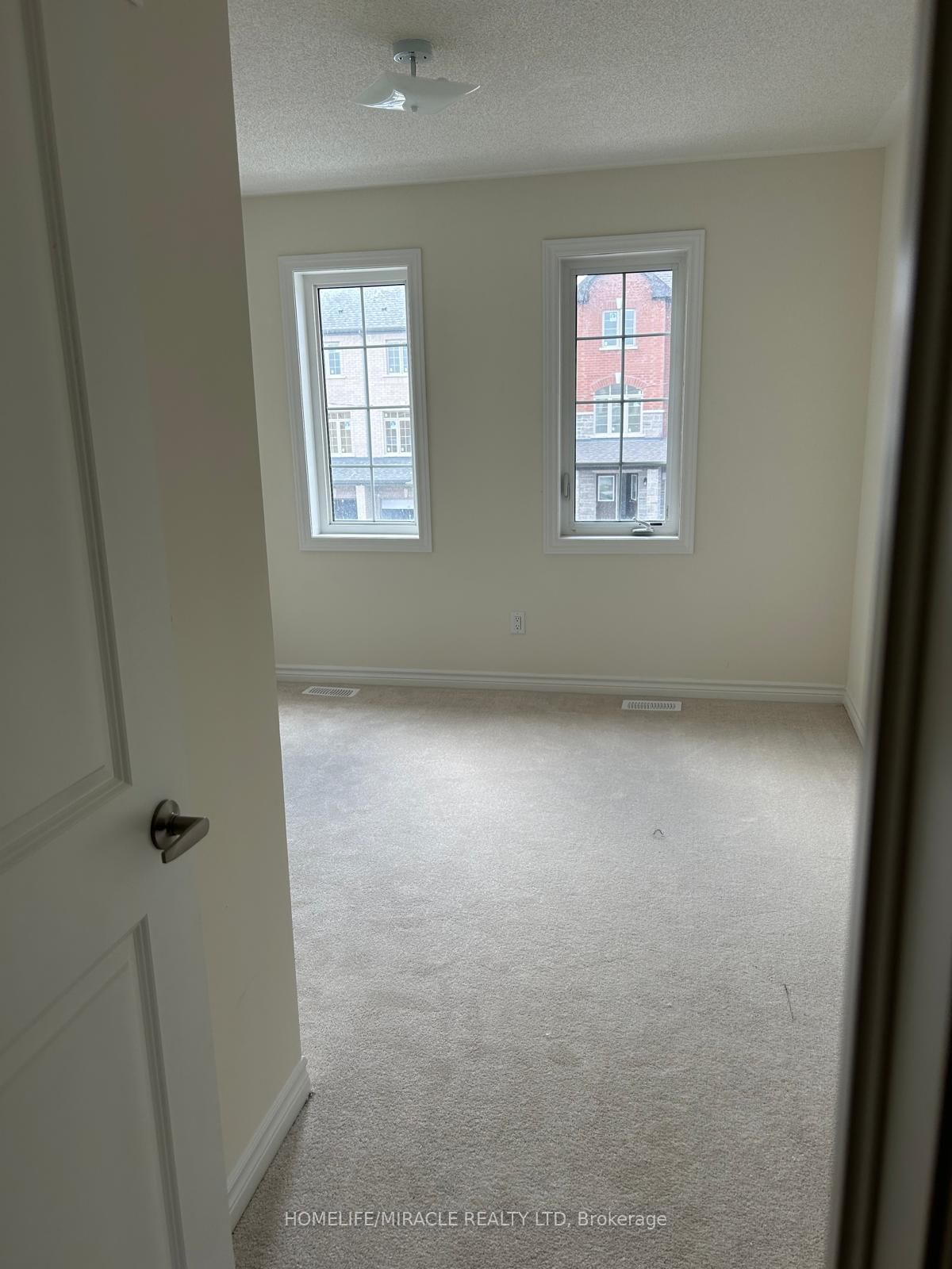 2547 Hibiscus Drive - Photo 14