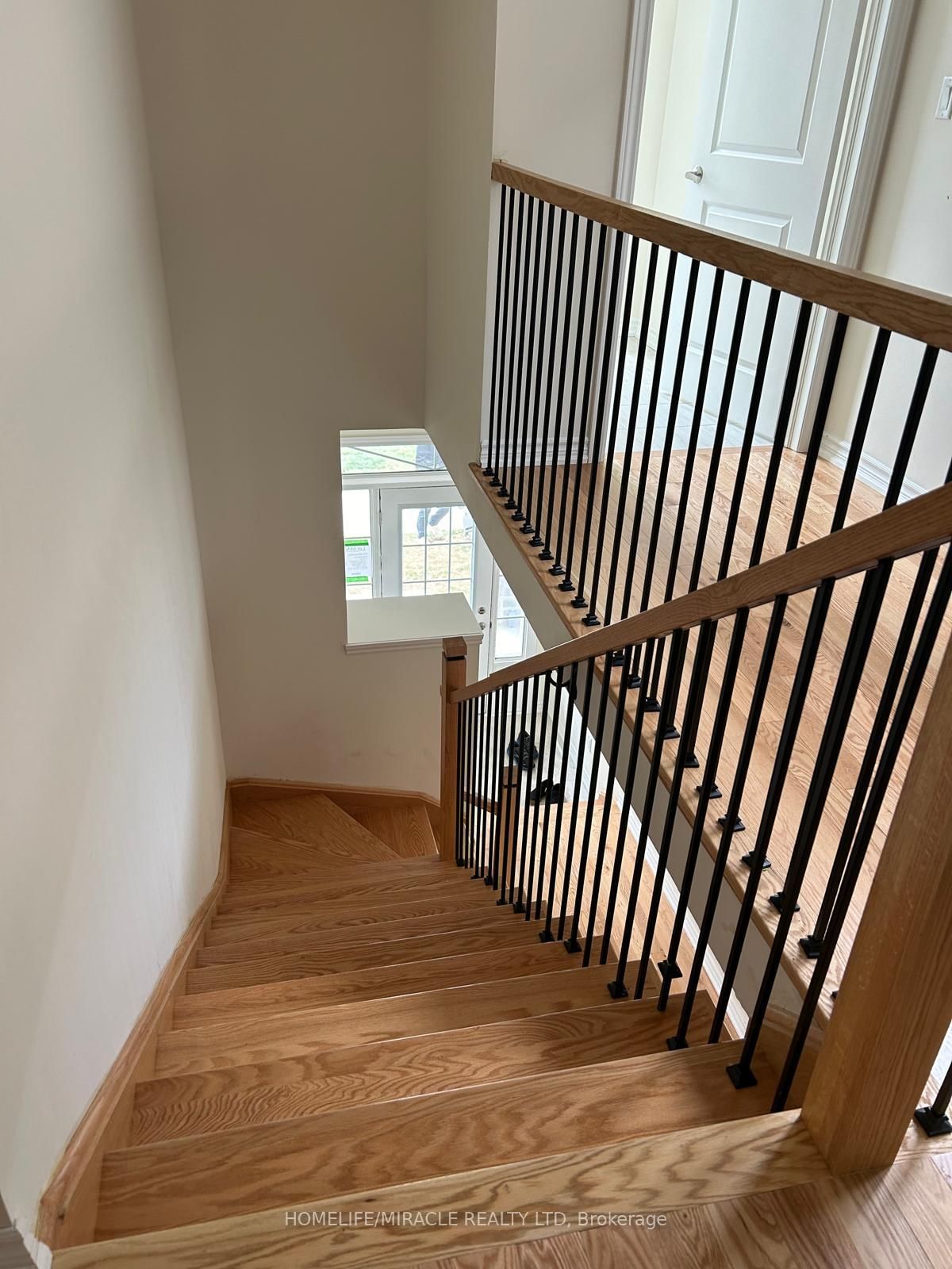 2547 Hibiscus Drive - Photo 2