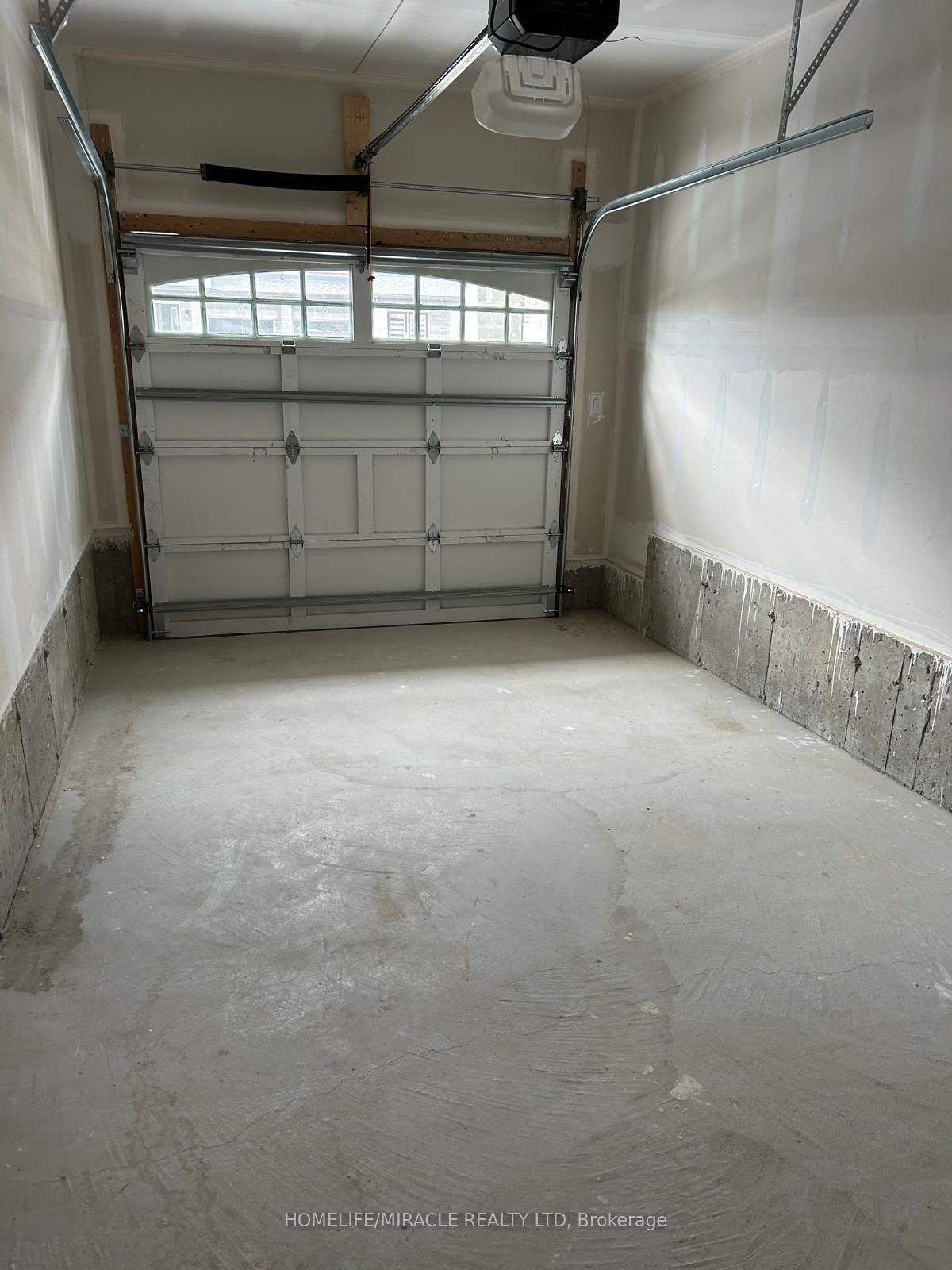 2547 Hibiscus Drive - Photo 4