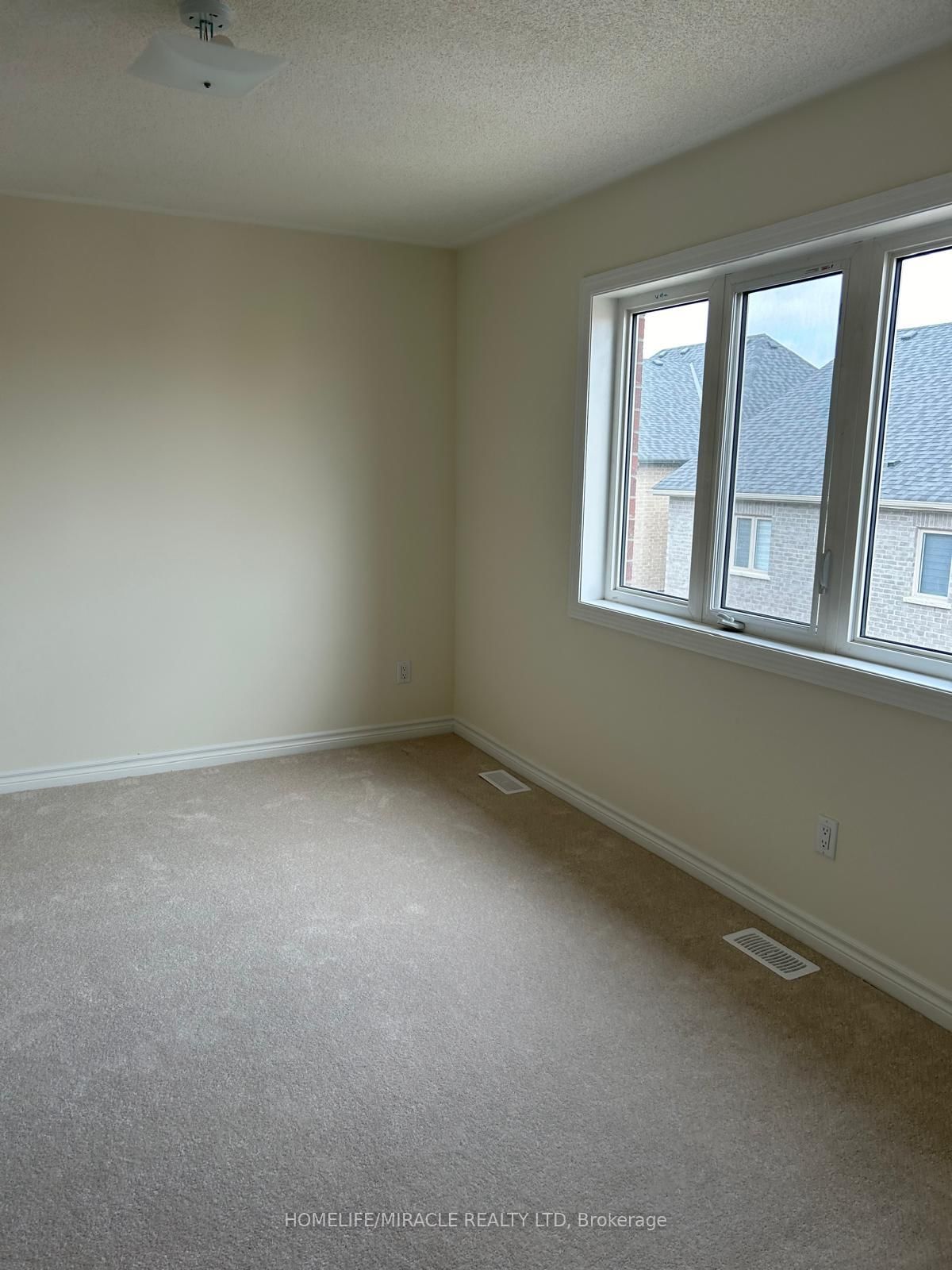 2547 Hibiscus Drive - Photo 9