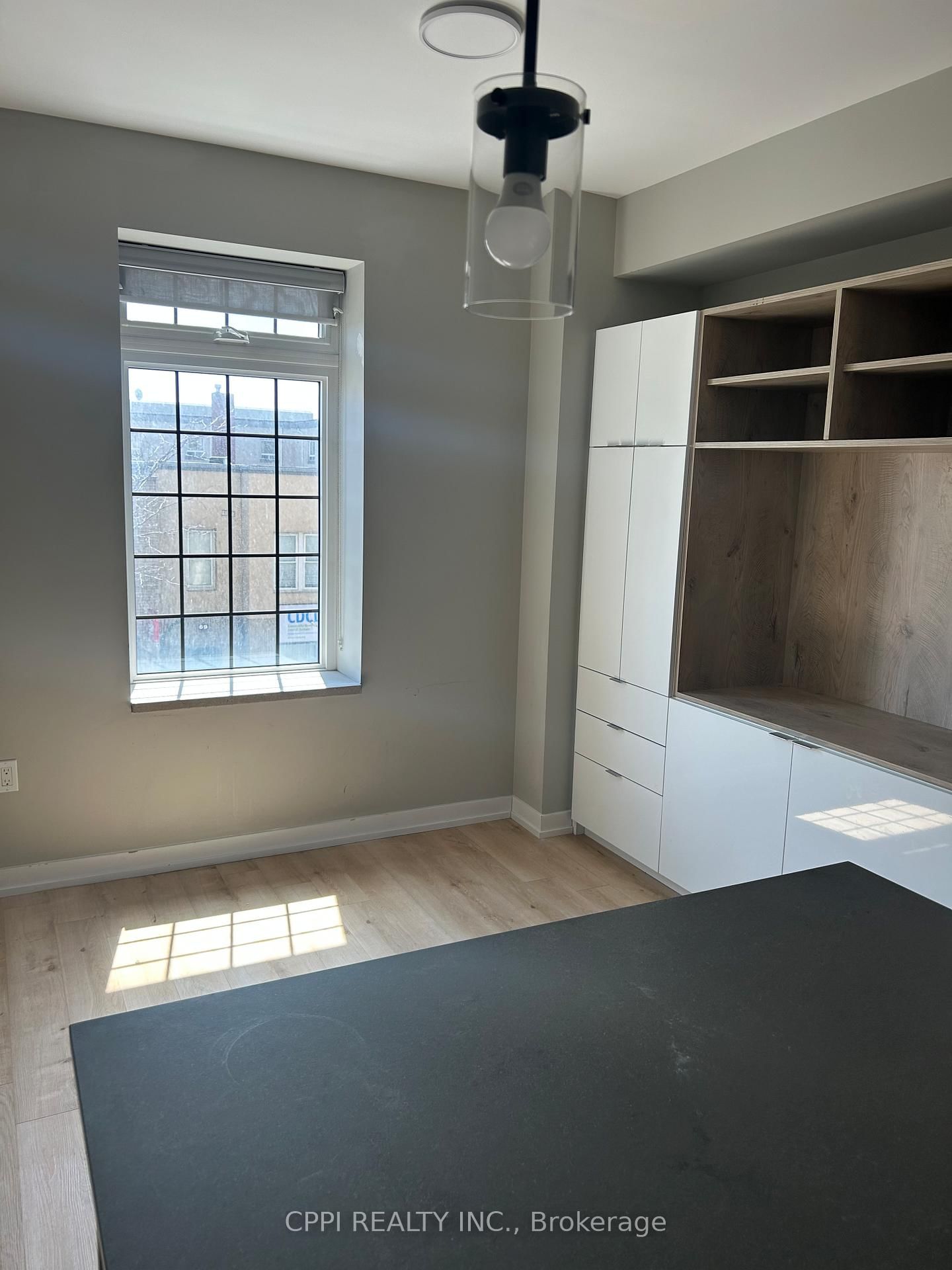 70 King Street E, Unit 211 - Photo 2