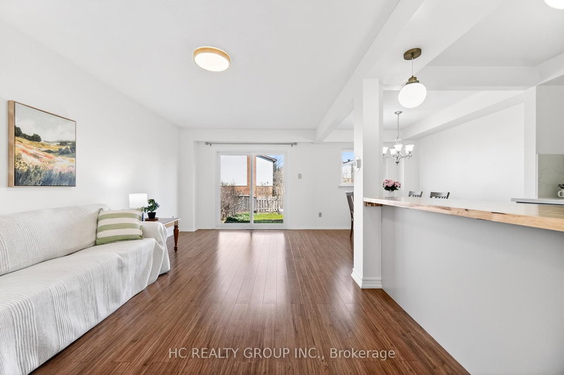 40 South Shields Ave, Toronto, M1V 1T6 | Image 2