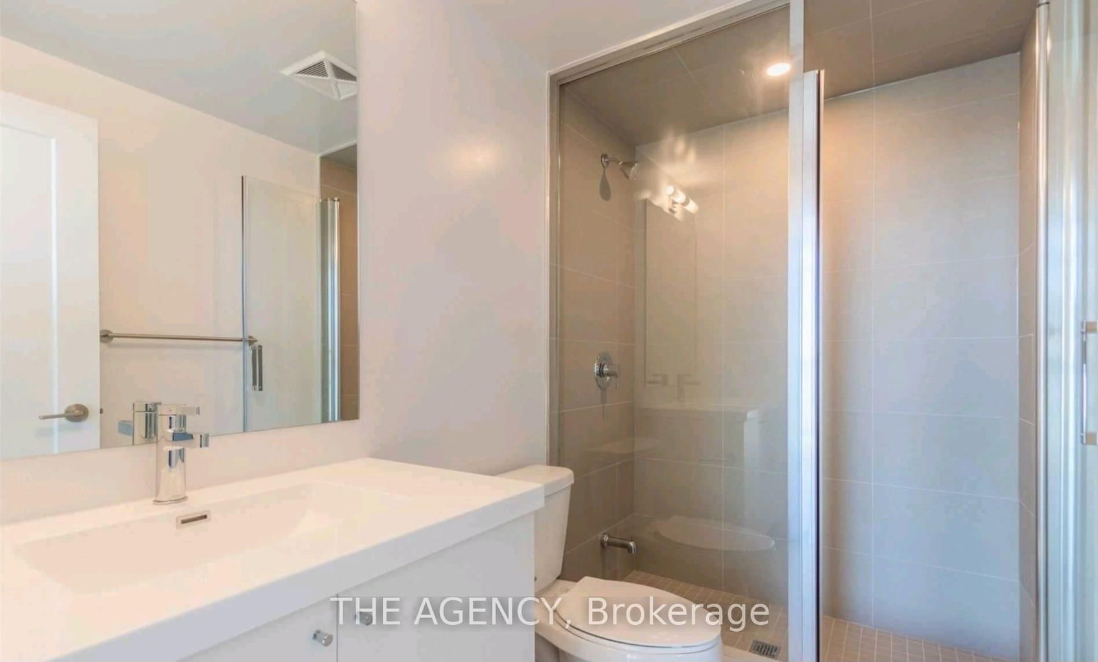 2550 Simcoe Street N, Unit 1709 - Photo 15