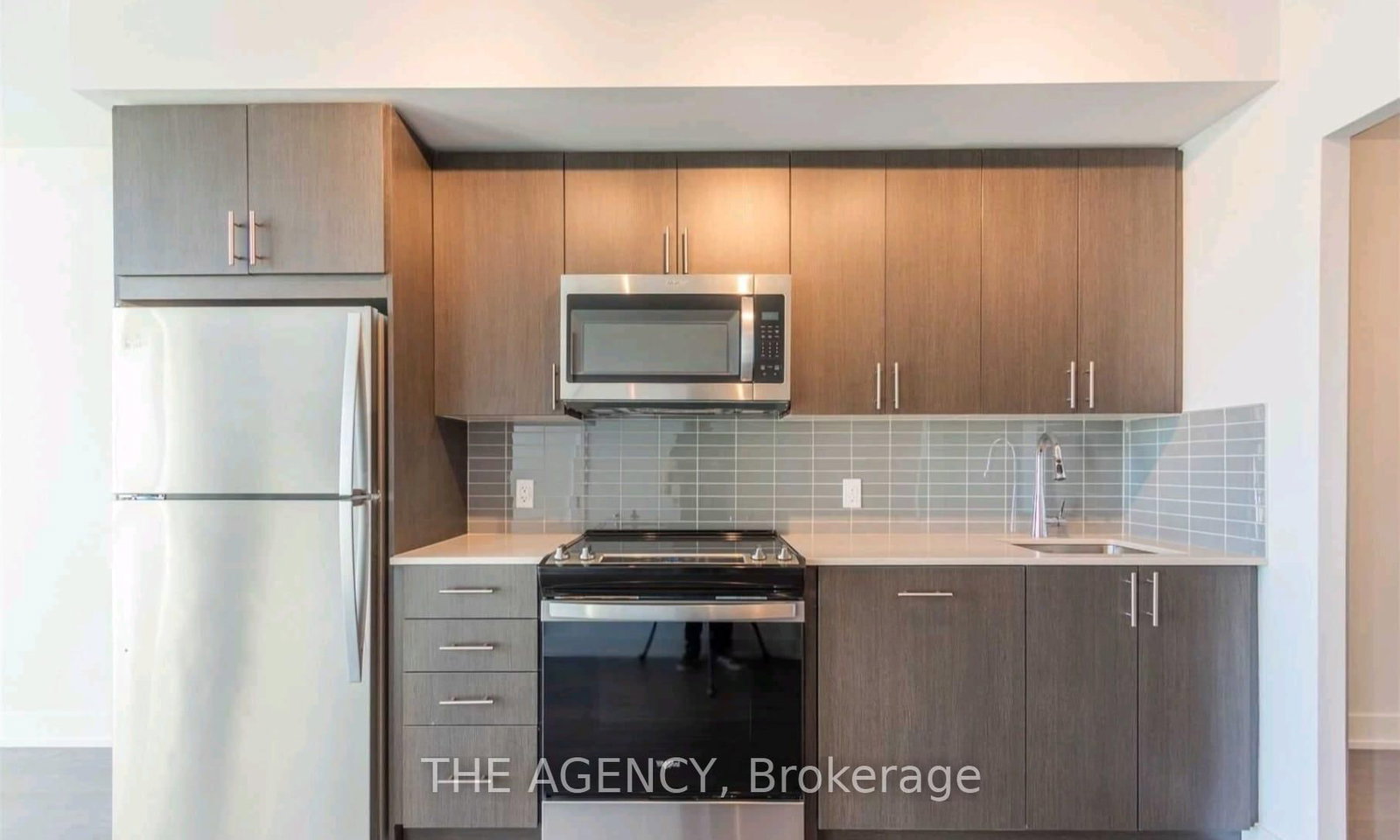 2550 Simcoe Street N, Unit 1709 - Photo 9