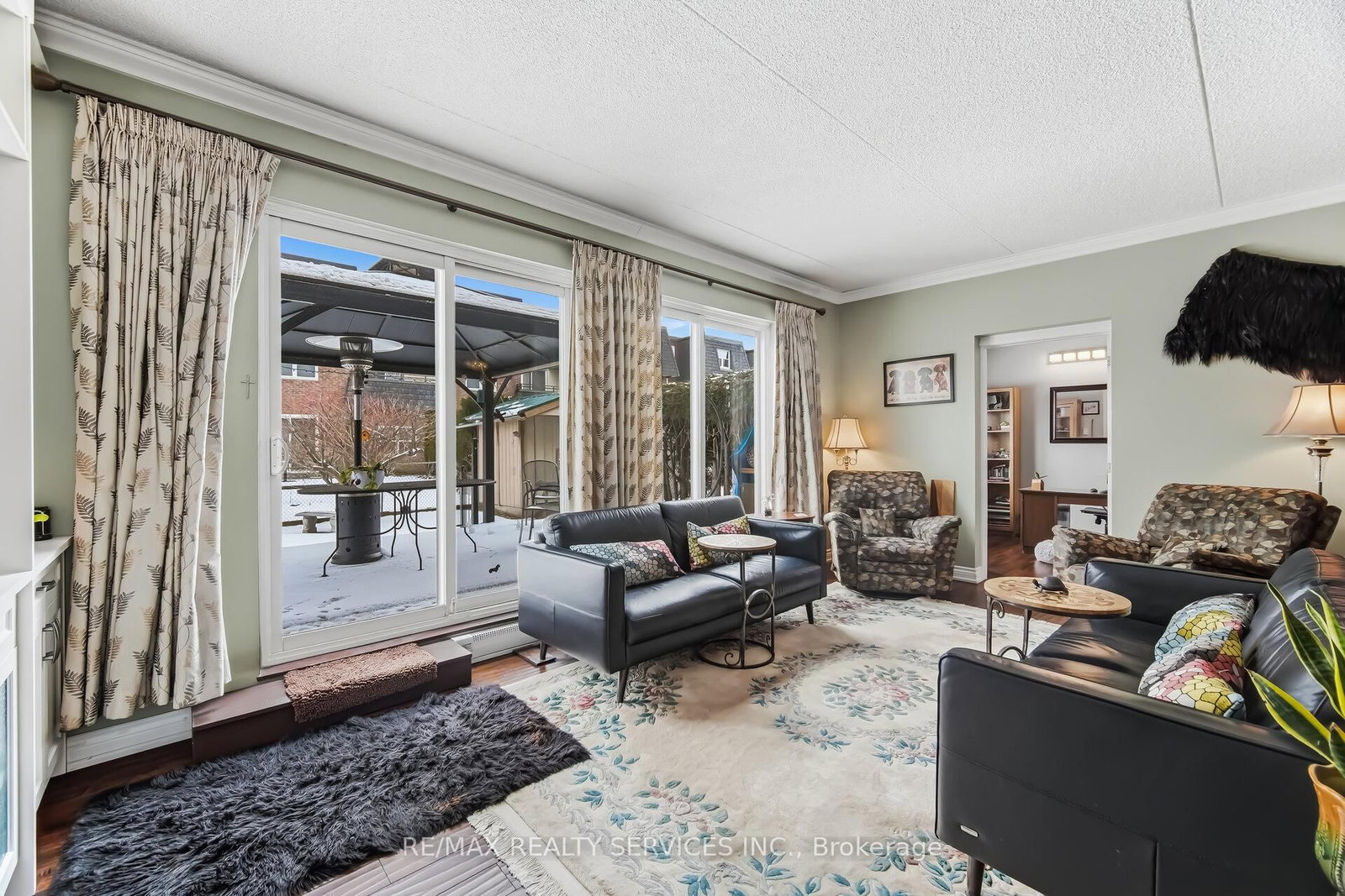 580 Mary Street E, Unit 105 - Photo 18