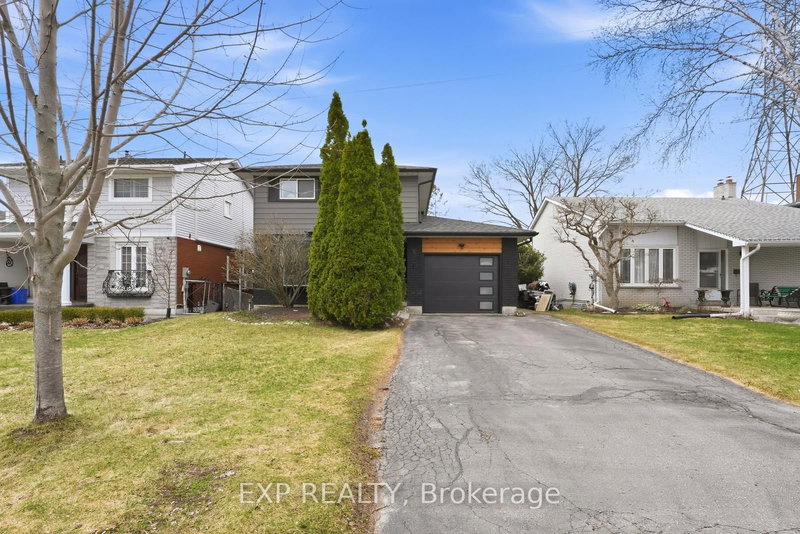 948 Downing Crt, Oshawa, Ontario